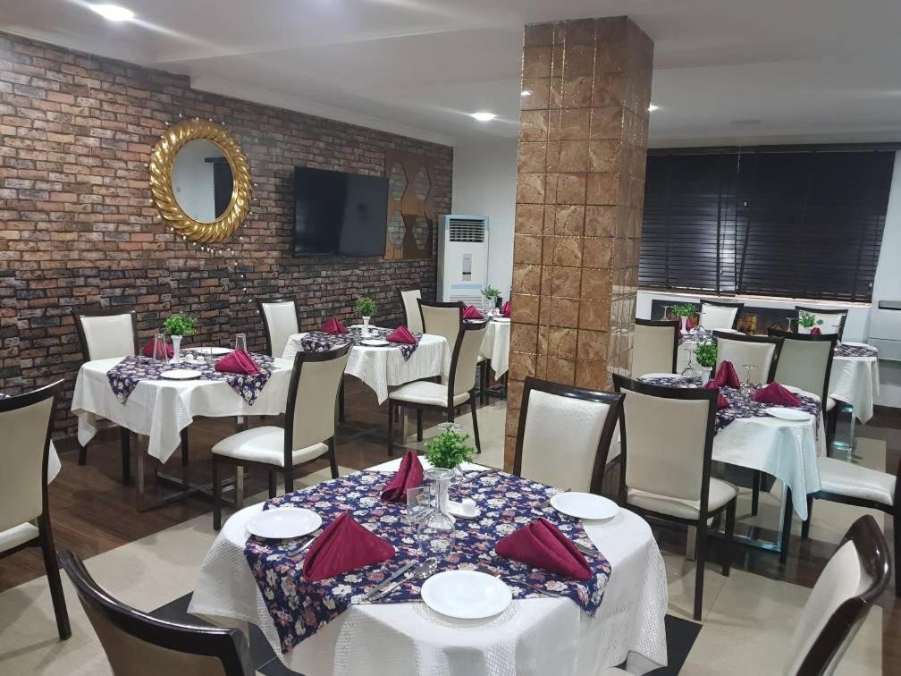 Crystal House International Hotel Ilorin Luaran gambar